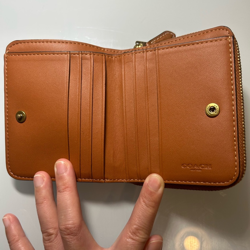 Coach Kids Signature Canvas Wallet with Orange Fox Patch - Picture 8 of 9